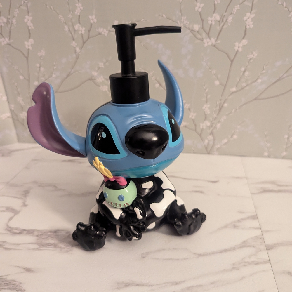 Stitch Soap Dispenser with Scrump